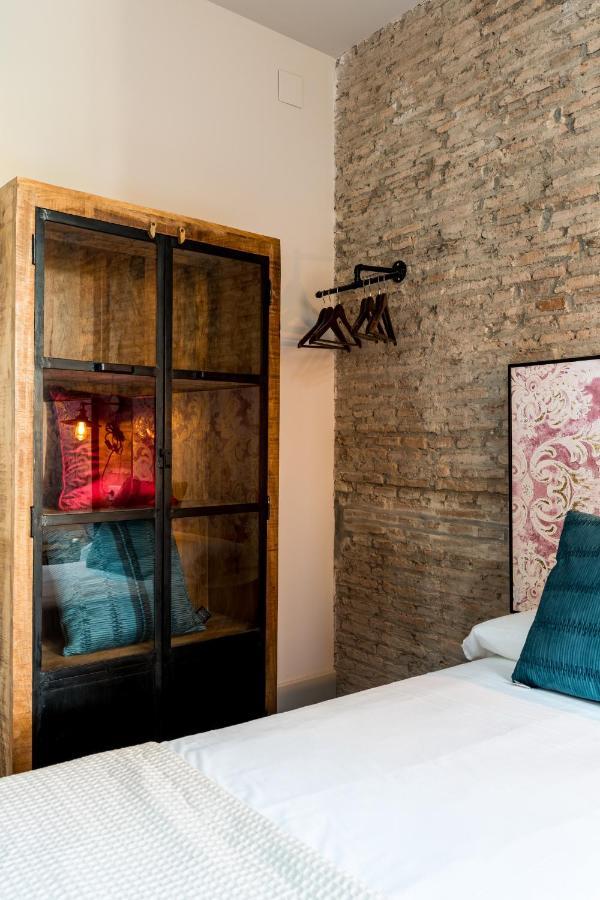 Dona Elvira Suites Cathedral Sevilla Exteriör bild