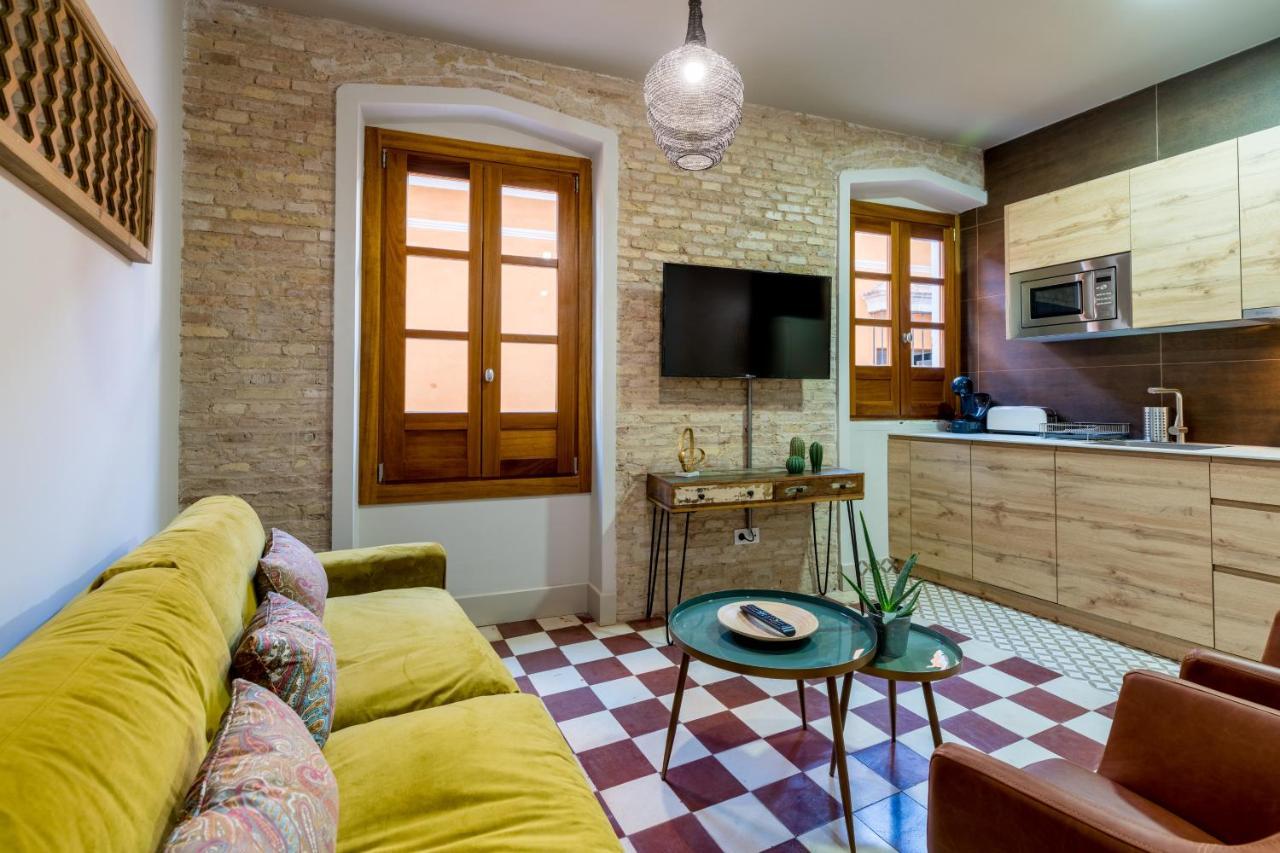 Dona Elvira Suites Cathedral Sevilla Exteriör bild